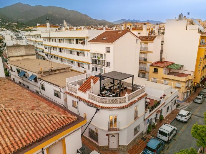 Mediterranean atmosphere with beautiful views from solarium